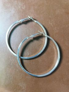 Chic Silver Hoop Earrings