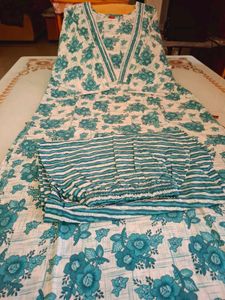 Comfortable Floral Kurta Two piece  Set
