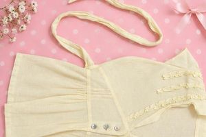 Chic Yellow Button-Up Blouse