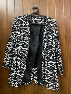 Geometric Print Blazer
