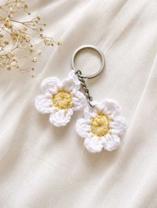 Handmade Crochet Daisy Keychain