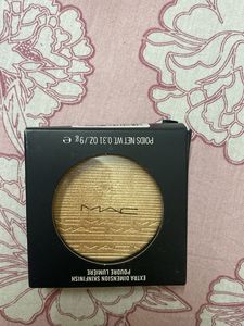 MAC Extra Dimension Skinfinish Highlighter