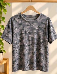 Casual T-shirt