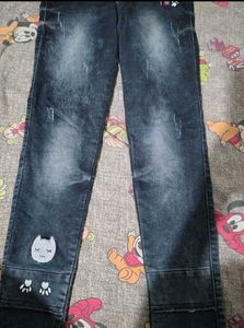 Stylish Distressed Jeans with Cute Cat Patch