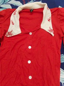 Chic Red Collared Top