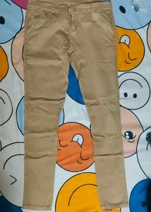 Classic Khaki Jeans
