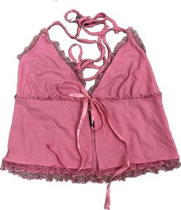pink lace trimmed top🎀