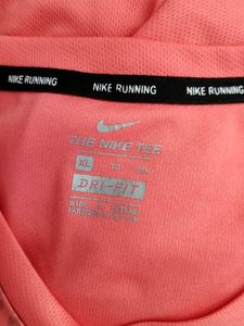 Nike Athletic Wear Tshirt Men