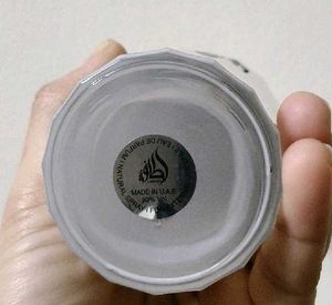 Lattafa Velvet Musk EDP
