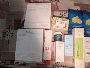 Korean International Combo Skincare Kit.