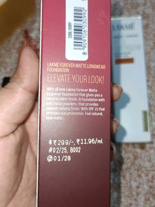 Lakme Foundation &amp; Fixer