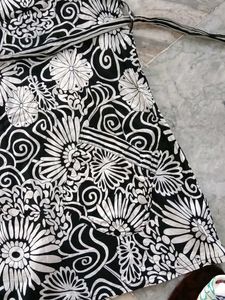 Black &amp; White Floral Print Kurta