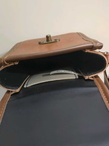 Vintage Brown Leather Crossbody Bag