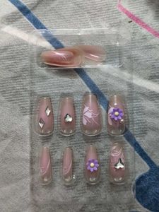 Press-On Nails with Gems & Flowers