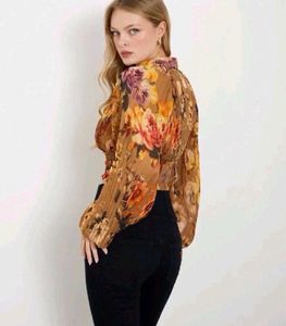 Boho Floral Pleated Smocked Top