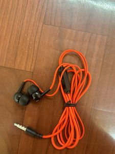Steren Earphone Red Color