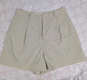 Stylish Beige Pleated Shorts