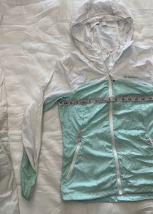 Lightweight Hooded zipper