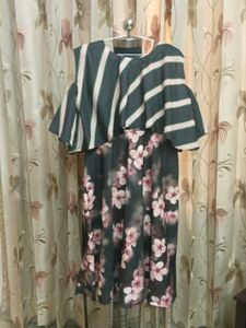Chic Striped &amp; Floral Cold Shoulder Dress