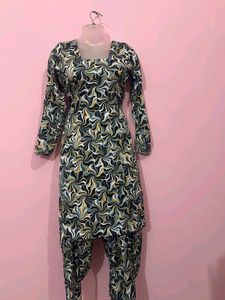 Stylish Printed Salwar Suit