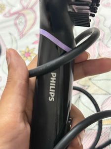 Philips Hair Straightener Brush BHH880/10
