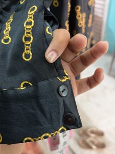 Chic Black Chain Print Button-Up Shirt