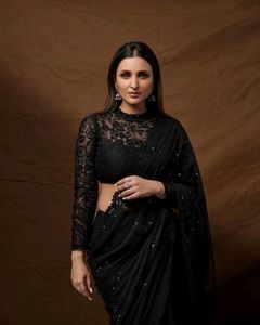 thread sequence work black party look saree vt. .no coins swap offer..only cash plz...