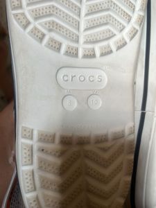 Crocs Clogs - Cream