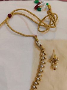 Elegant Pearl Necklace Set