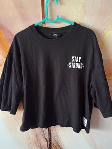 Black "Stay Strong" Graphic T-Shirt