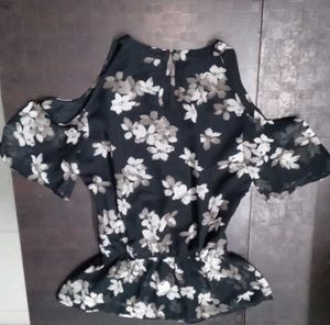 fish cut floral top