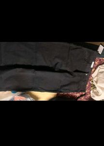 Black straight fit jeans for women