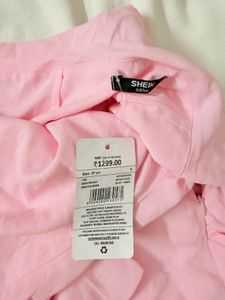 Chic Pink Ruffle Halter Dress