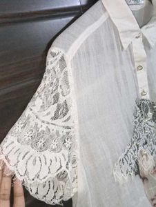 White Lace Trim Graphic Shirt/Top