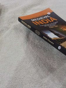 Medieval India: From Sultanat to Mughals