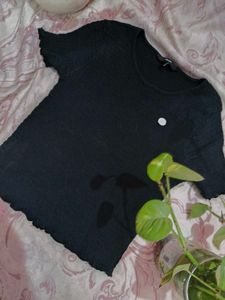 Chic Black Smocked Lettuce-Trim Tee | Textured Cro