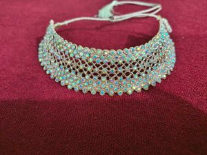 Sparkling Necklace and Earring Set