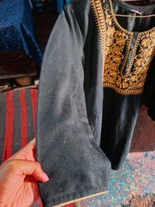 Elegant Embroidered Kurta