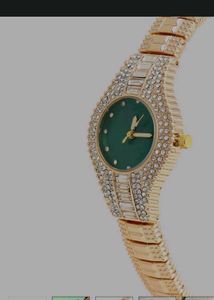 Women Embellished Round Green Dial Analog Watch