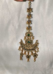 nykaa fashion by azai Elegant Kundan Maang Tikka