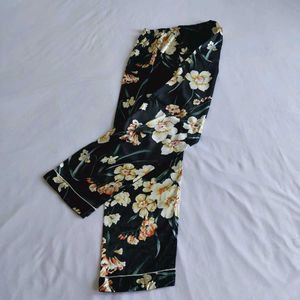 Luxurious Floral Print Silk Pajama 🌸