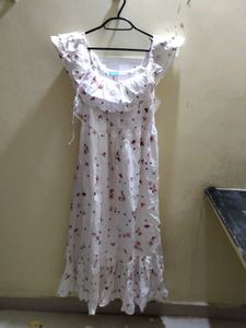 Cute White Floral Butterfly Ruffle Maxi Dress | Su