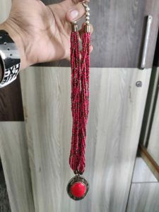 Red Beaded Fashion Necklace And Bracelets