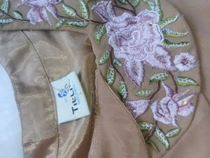 Embroidered Kurta Set designer kurt