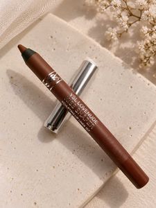 lancome lip pencil (107 Cocoa Flirt)