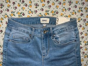 Light Wash Skinny Jeans