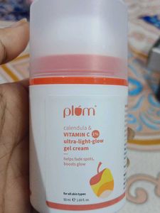 Plum Calendula &amp; Vitamin C Gel Cream