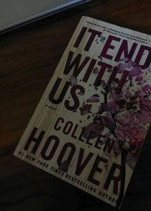 Colleen Hoover 'It Ends With Us' &amp; 'It Starts Wit