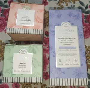 Dot & Key Lip Skincare Trio + Royal Canin Cat Food