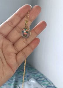 Vintage Flower Pendant Necklace
